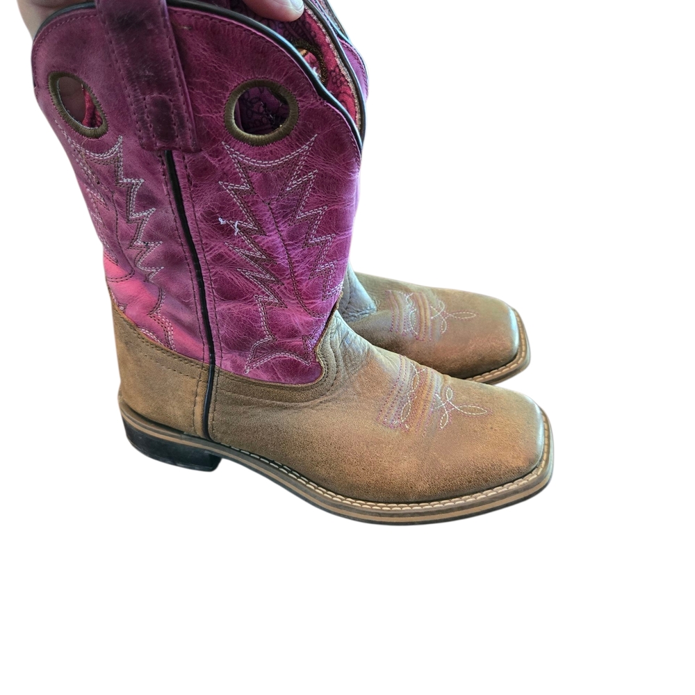 Ariat Kids Boots in Pink and Brown